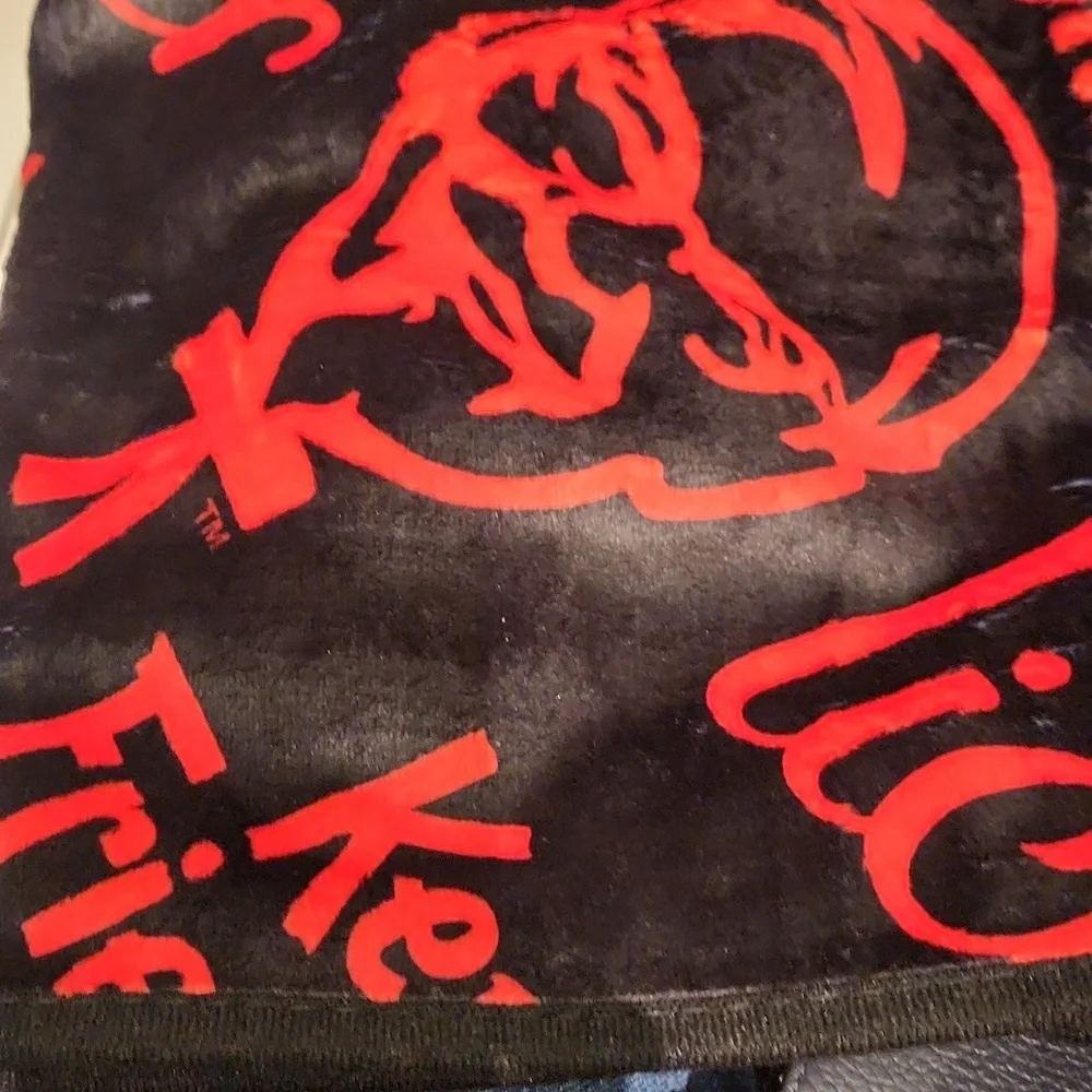 NEW KFC Icons Allover Print Fleece Throw - BoxLunch, 45